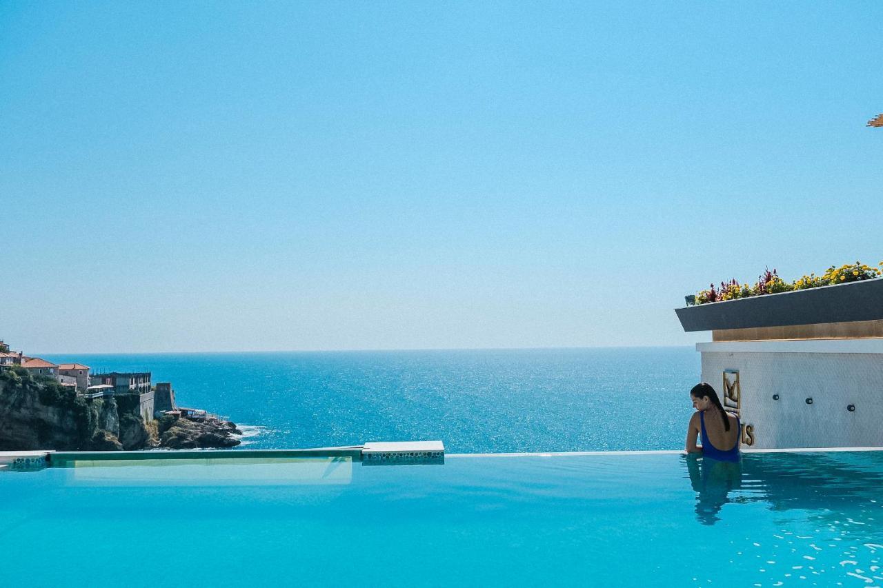 Hotel Maris Ulcinj Kültér fotó