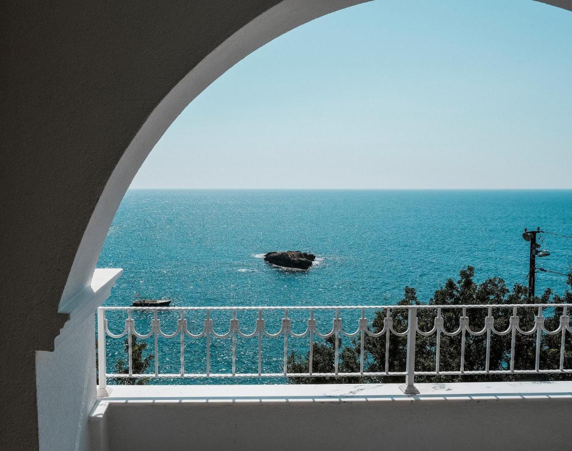 Hotel Maris Ulcinj Kültér fotó
