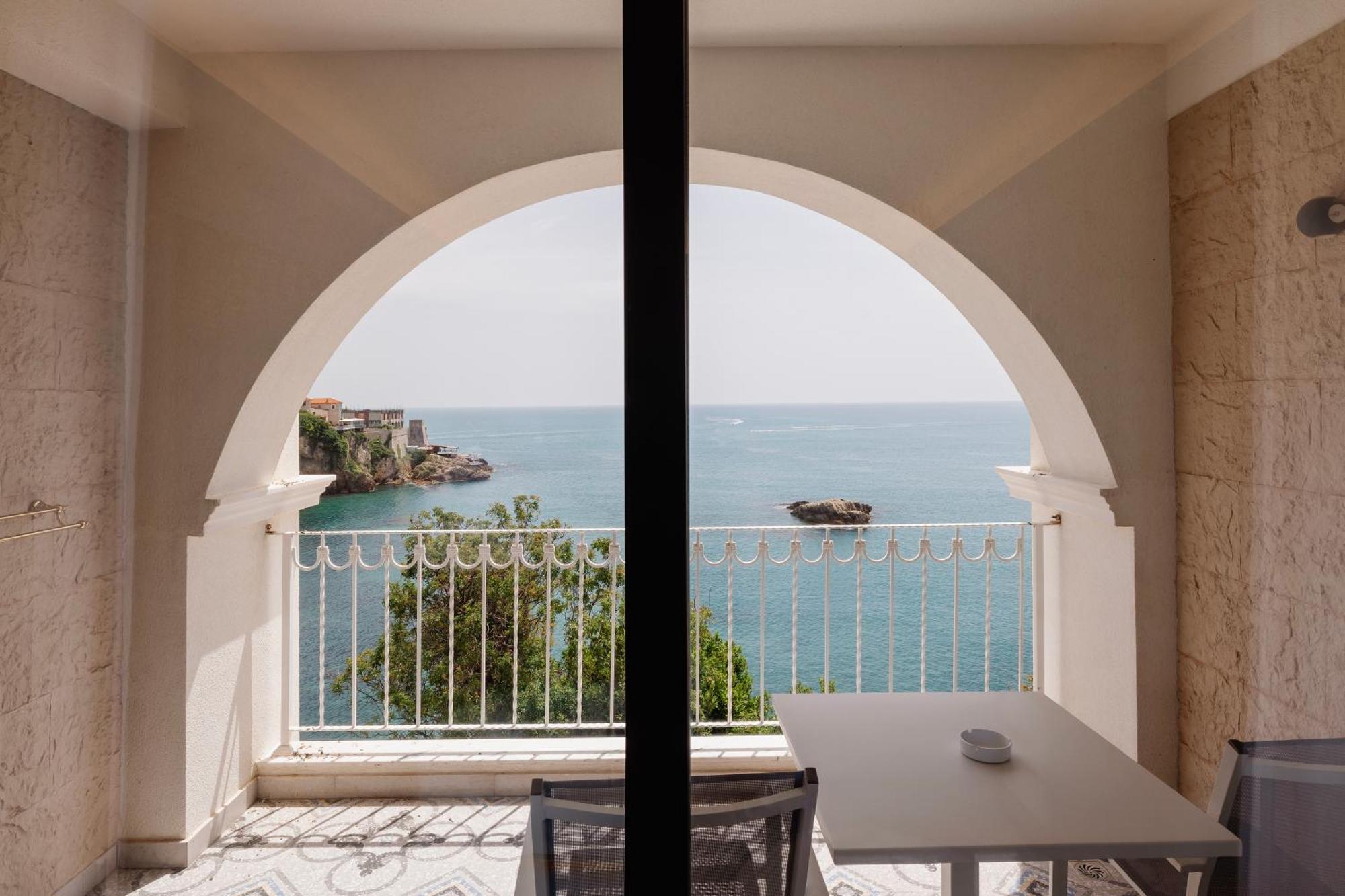 Hotel Maris Ulcinj Kültér fotó