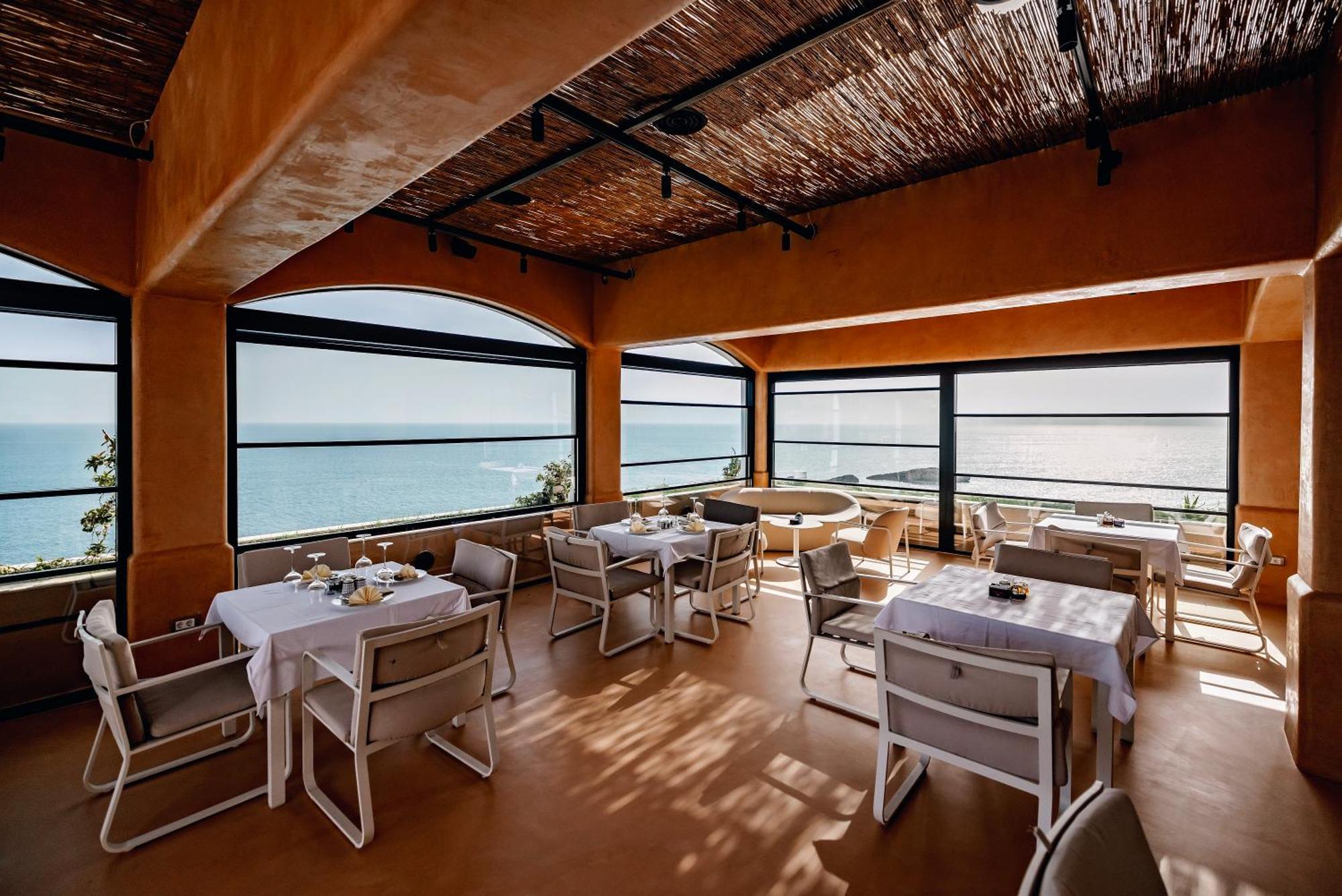 Hotel Maris Ulcinj Kültér fotó