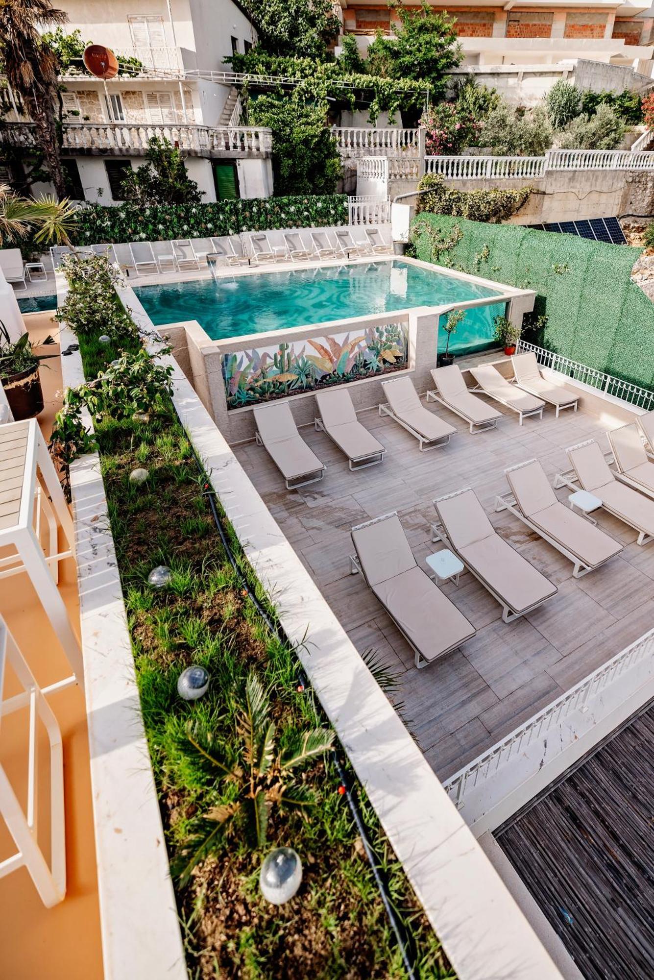 Hotel Maris Ulcinj Kültér fotó